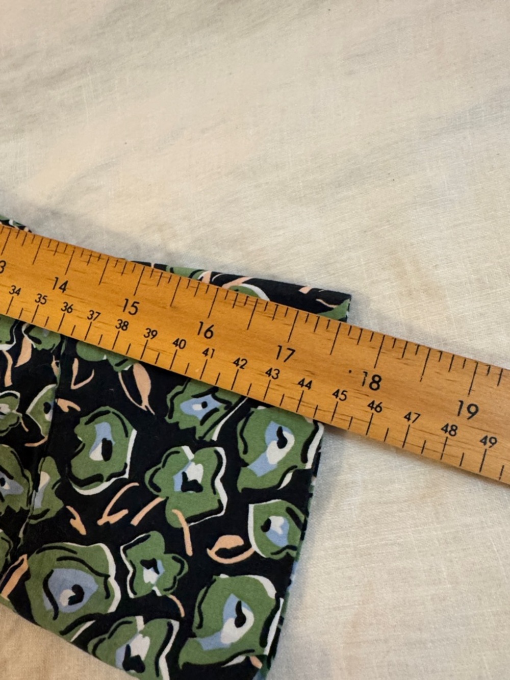 H&M shirtdress, pretty abstract floral pattern on black, womens S - Picture 10 of 13